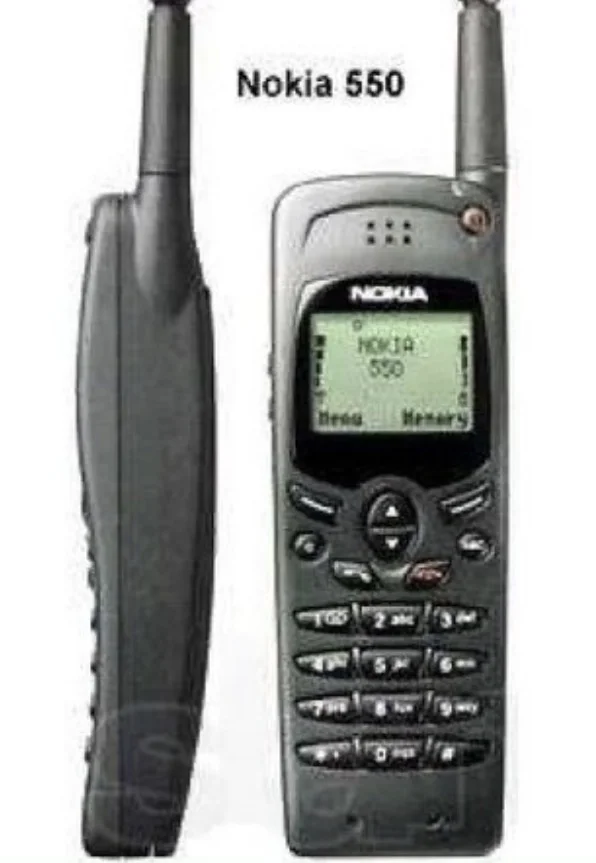 Сотовый телефон Nokia 550 - миниатюра 2