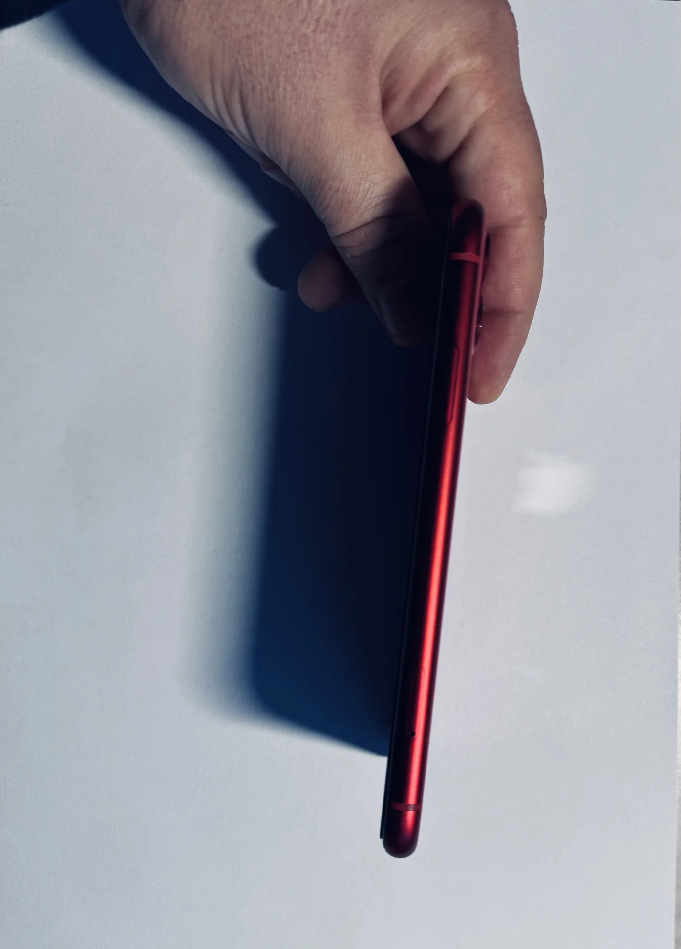 Iphone 11 Red - миниатюра 4