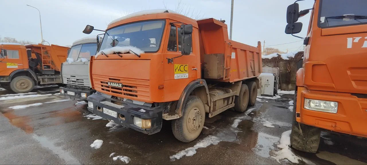 Самосвал КАМАЗ 65115 6x4 - миниатюра 2