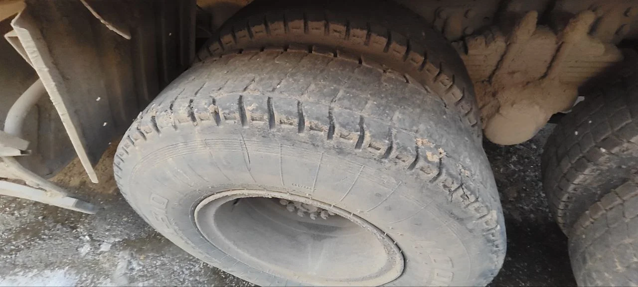 Самосвал КАМАЗ 65115 6x4 - миниатюра 5