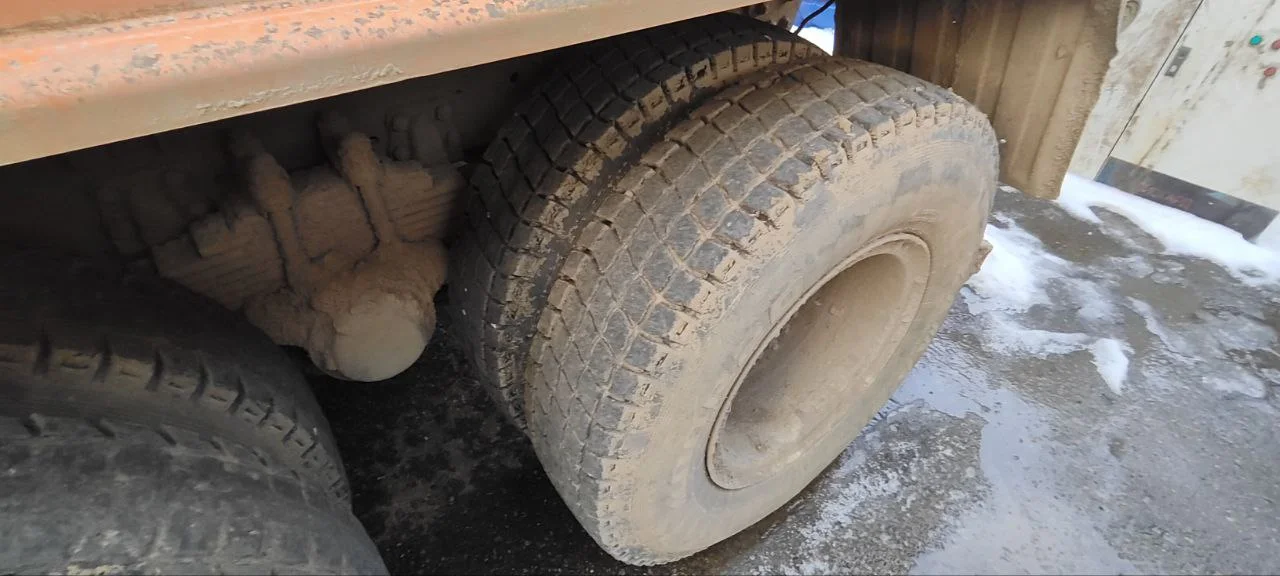 Самосвал КАМАЗ 65115 6x4 - миниатюра 6