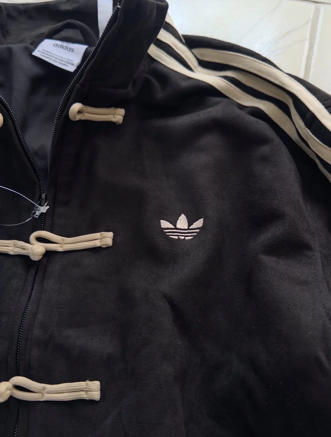 Куртка Adidas Chinese New Year Jacket (В НАЛИЧИИ) - миниатюра 2
