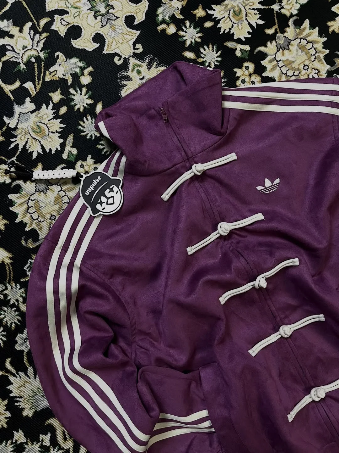 Куртка Adidas Chinese New Year Jacket (В НАЛИЧИИ) - миниатюра 2