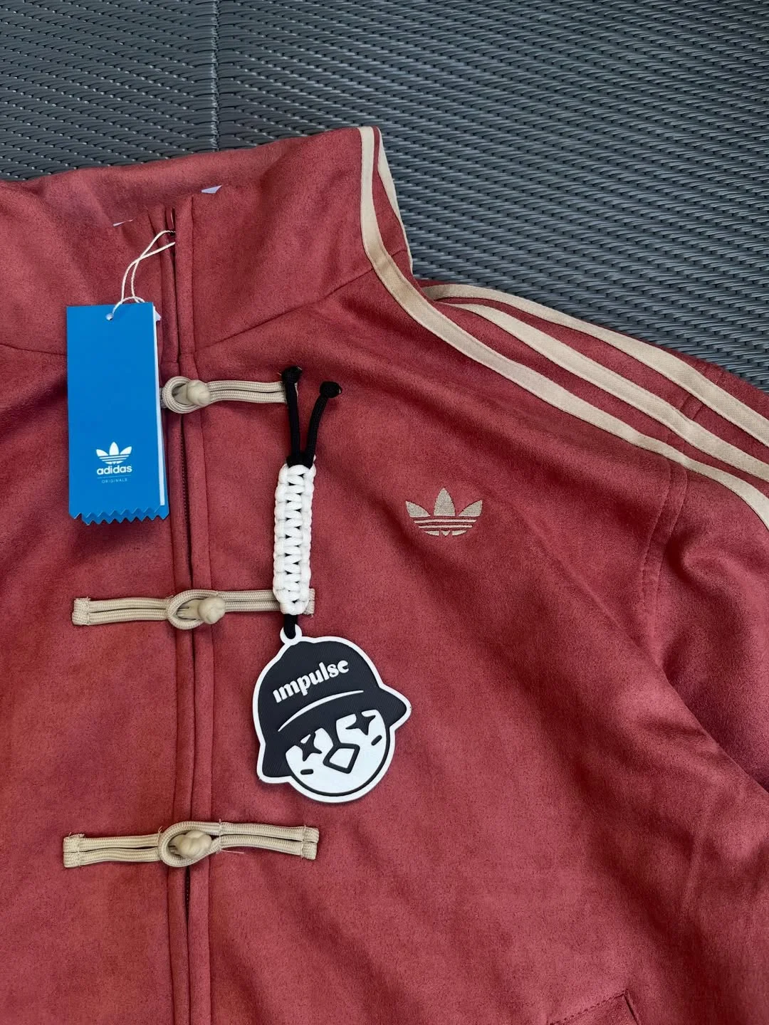 Куртка Adidas Chinese New Year Jacket (В НАЛИЧИИ) - миниатюра 2