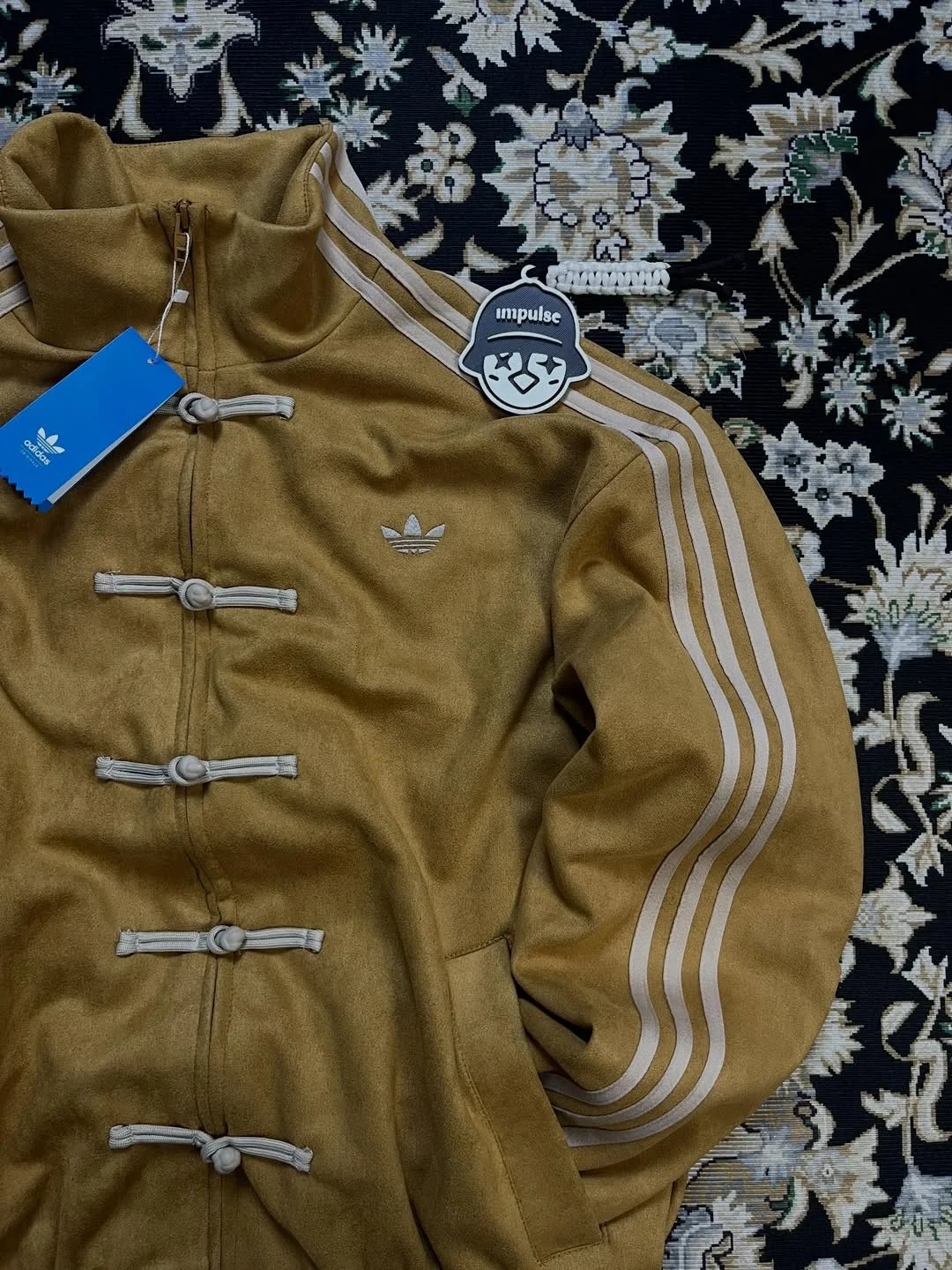 Куртка Adidas Chinese New Year Jacket (В НАЛИЧИИ) - миниатюра 2