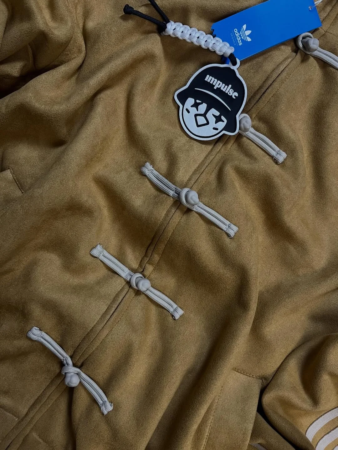 Куртка Adidas Chinese New Year Jacket (В НАЛИЧИИ) - миниатюра 3