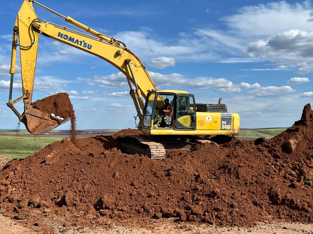 Экскаватор KOMATSU PC300-7 - изображение 1