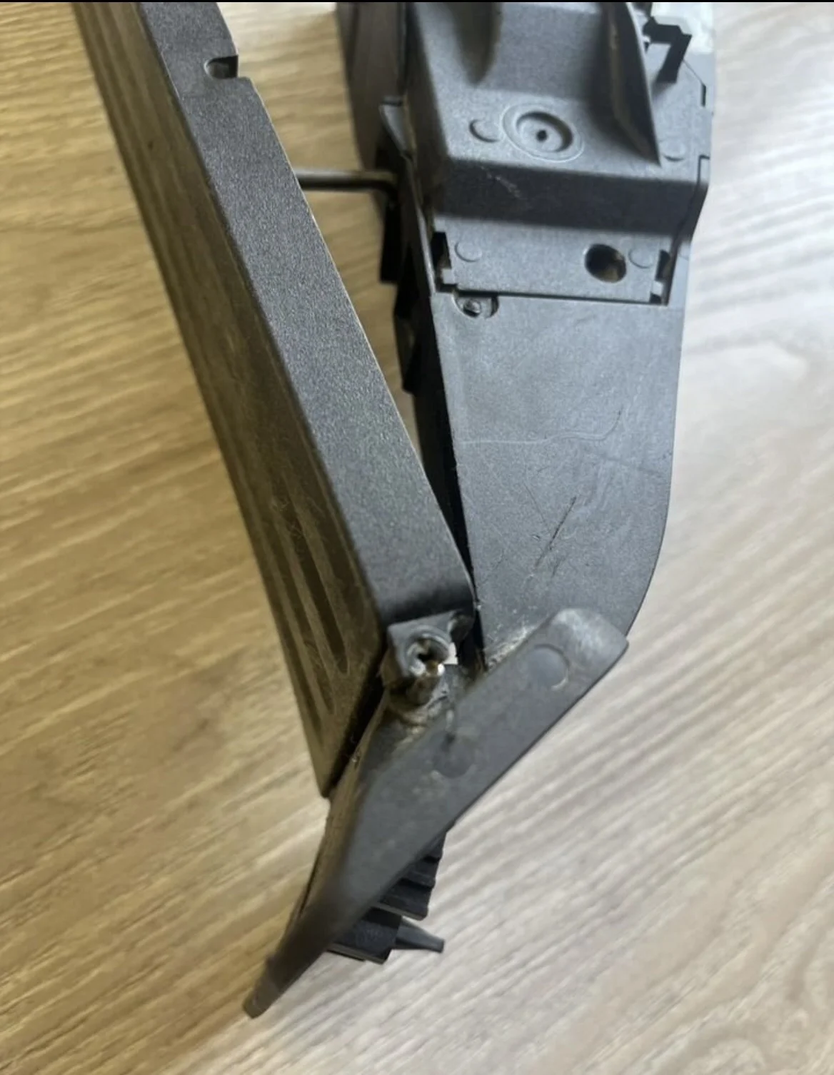 Педаль газа BMW X2 685999909 - миниатюра 2