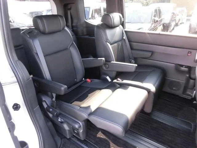 Honda Stepwgn 2025 - миниатюра 15