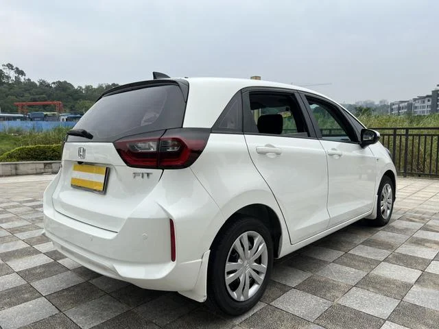 Honda Fit 2022 - миниатюра 6