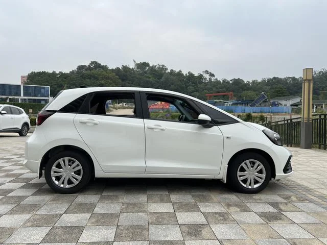 Honda Fit 2022 - миниатюра 8