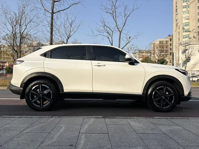 Honda Vezel 2022 - миниатюра 8