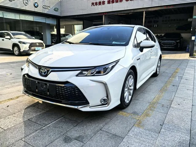 Toyota Corolla 2022 - миниатюра 3
