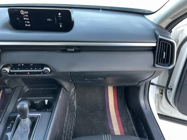 Mazda CX-50 2023 - миниатюра 10