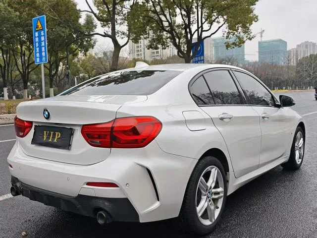 BMW 1-Series 2022 - миниатюра 4