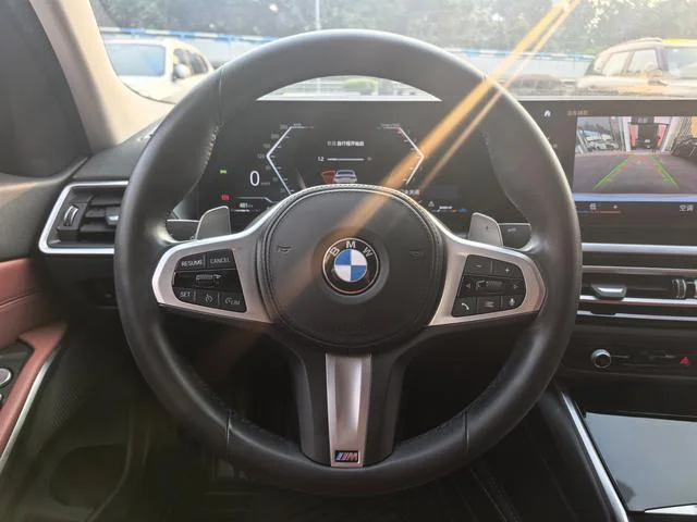 BMW 3-Series 2022 - миниатюра 13