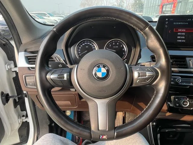 BMW Х1 2022 - миниатюра 8