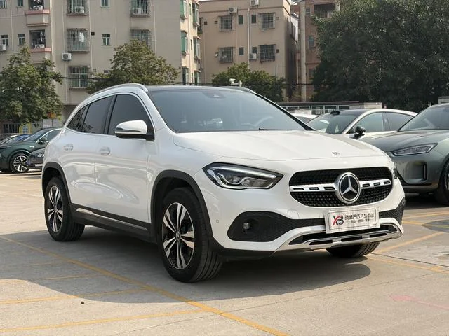 Mercedes-Benz GLA-Class 2022 - миниатюра 3