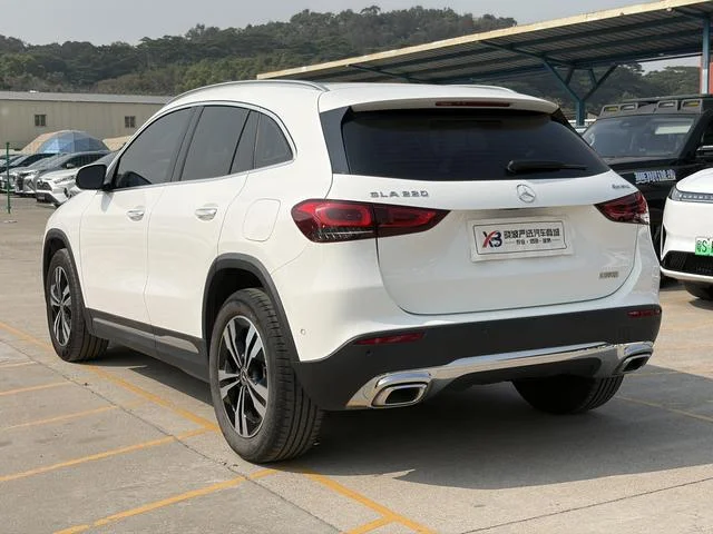 Mercedes-Benz GLA-Class 2022 - миниатюра 6