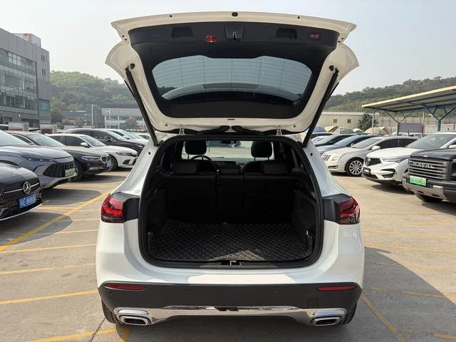 Mercedes-Benz GLA-Class 2022 - миниатюра 8