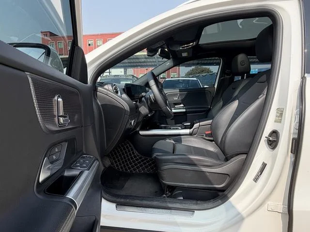 Mercedes-Benz GLA-Class 2022 - миниатюра 9
