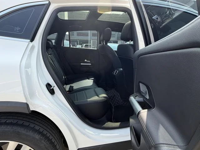 Mercedes-Benz GLA-Class 2022 - миниатюра 17