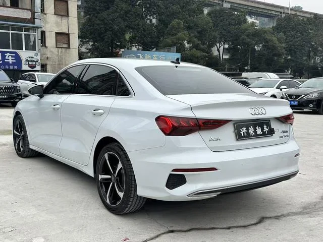 Audi A3 2022 - миниатюра 4