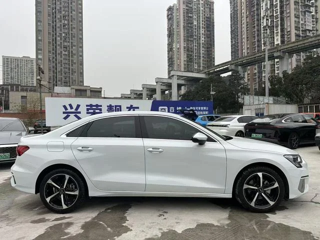 Audi A3 2022 - миниатюра 6