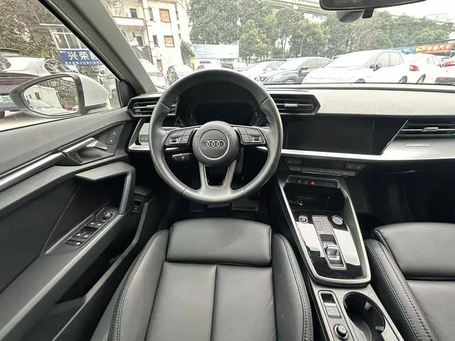 Audi A3 2022 - миниатюра 8