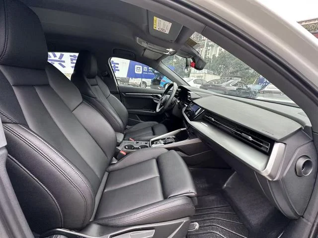 Audi A3 2022 - миниатюра 12
