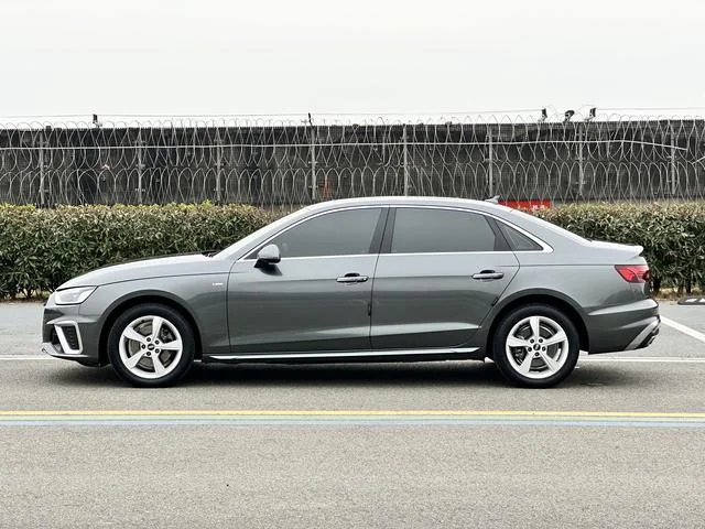 Audi A4L 2022 - миниатюра 7