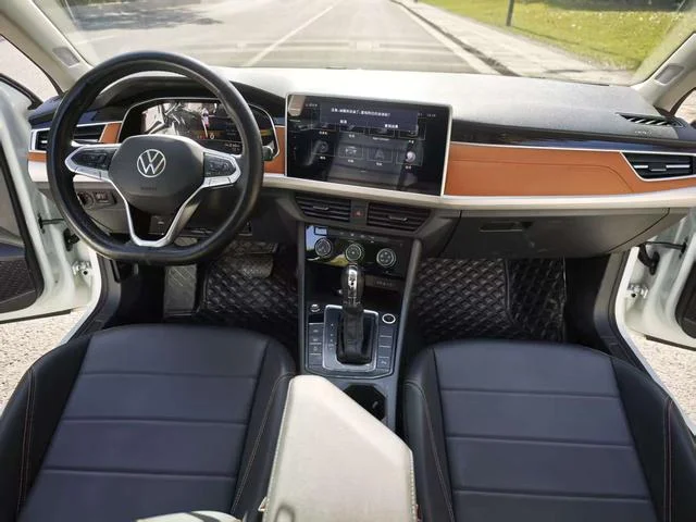 Volkswagen Bora 2022 - миниатюра 11