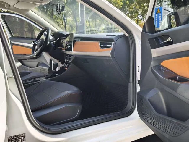 Volkswagen Bora 2022 - миниатюра 13