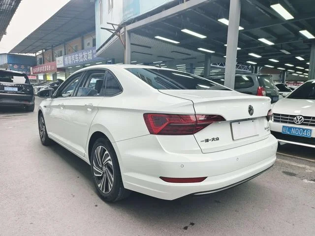 Volkswagen Sagitar 2022 - миниатюра 4