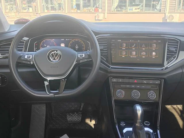 Volkswagen T-Roc 2022 - миниатюра 7