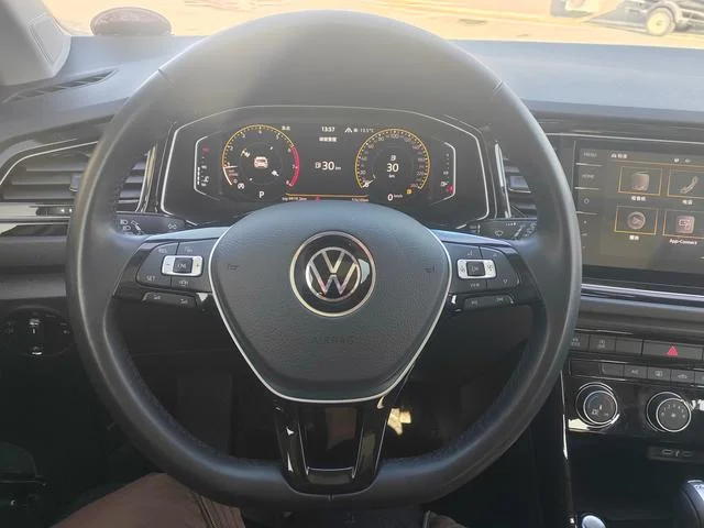 Volkswagen T-Roc 2022 - миниатюра 9