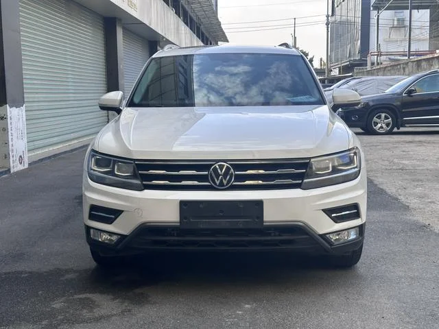 Volkswagen Tiguan L 2022 - миниатюра 2
