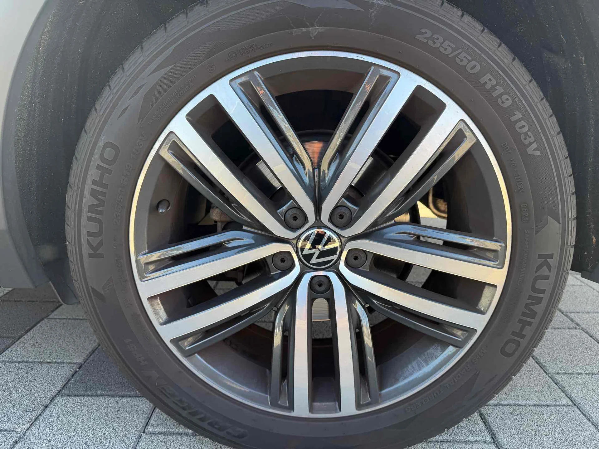 Volkswagen Tiguan 2022 - миниатюра 16