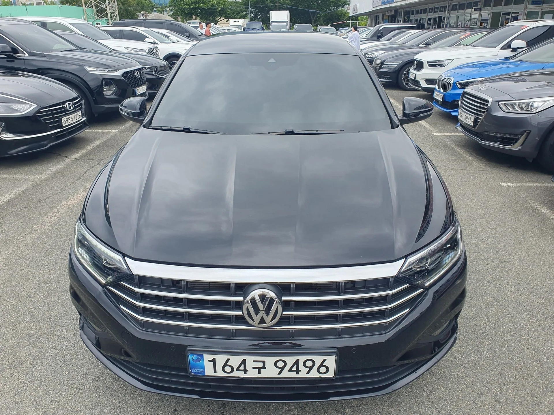 Volkswagen Jetta 2022 - миниатюра 2