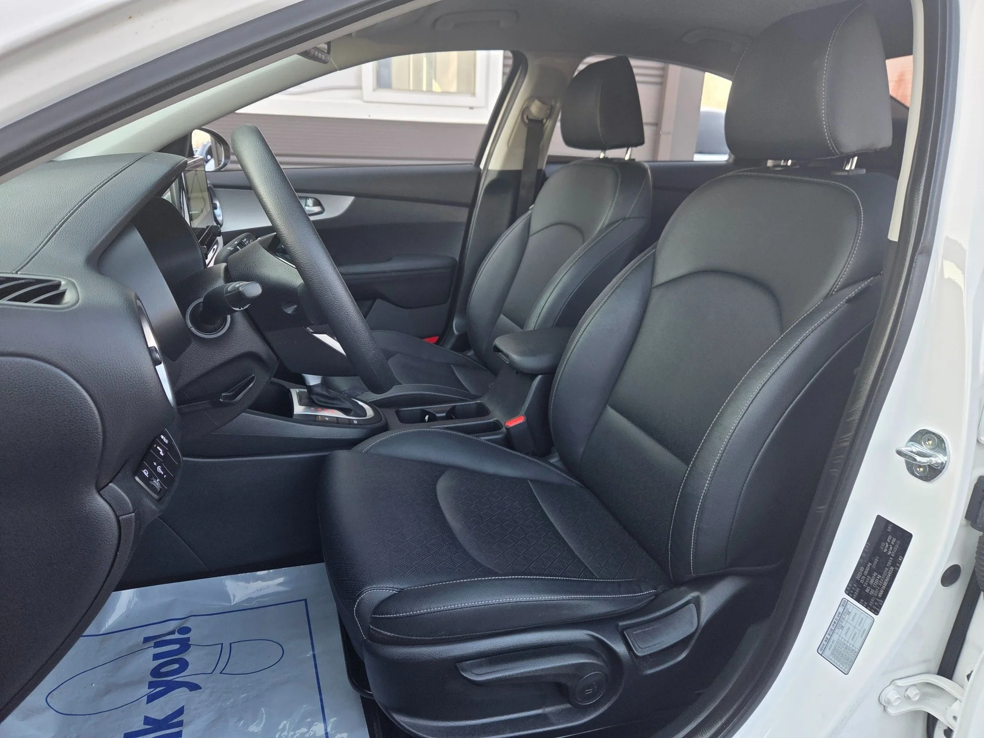 Kia K3 2022 - миниатюра 13