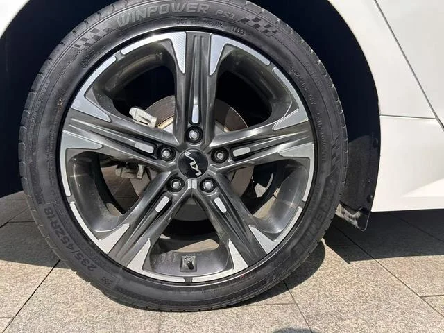 Kia K5 2022 - миниатюра 20
