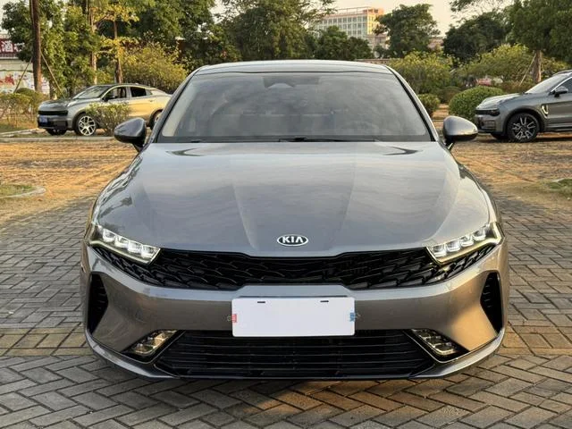 Kia K5 2023 - миниатюра 3