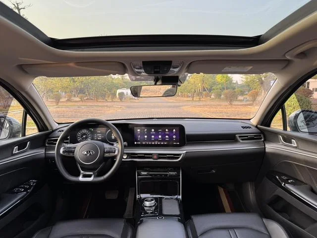 Kia K5 2023 - миниатюра 14