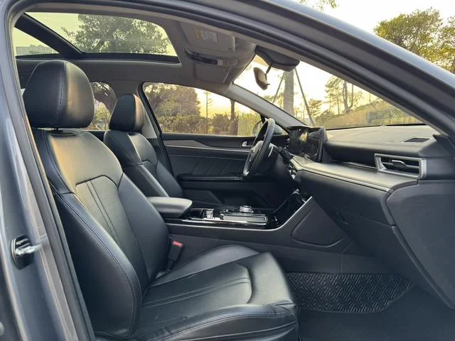 Kia K5 2023 - миниатюра 18