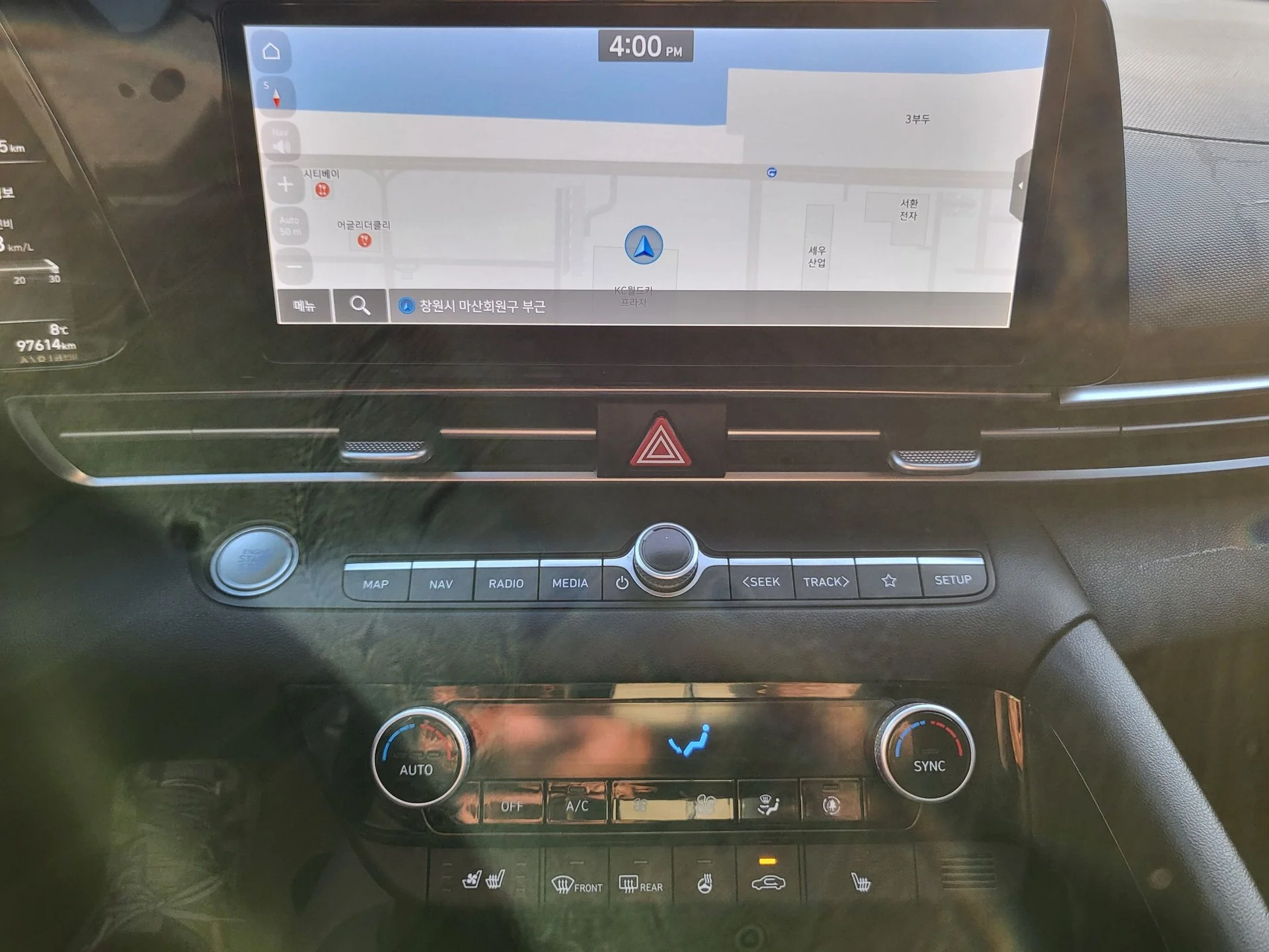 Hyundai Avante 2022 - миниатюра 8