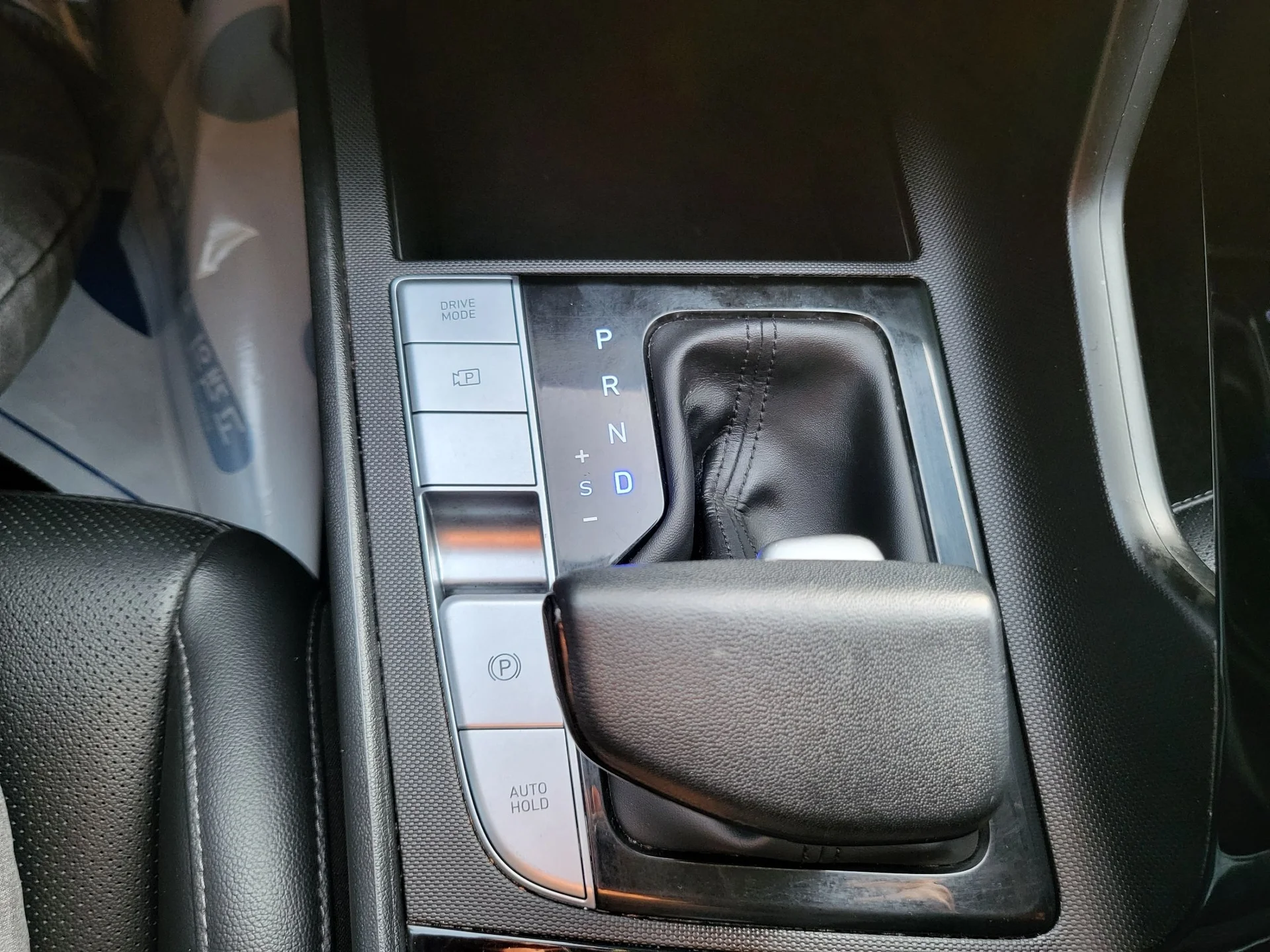 Hyundai Avante 2022 - миниатюра 12