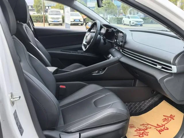 Hyundai Elantra 2022 - миниатюра 13