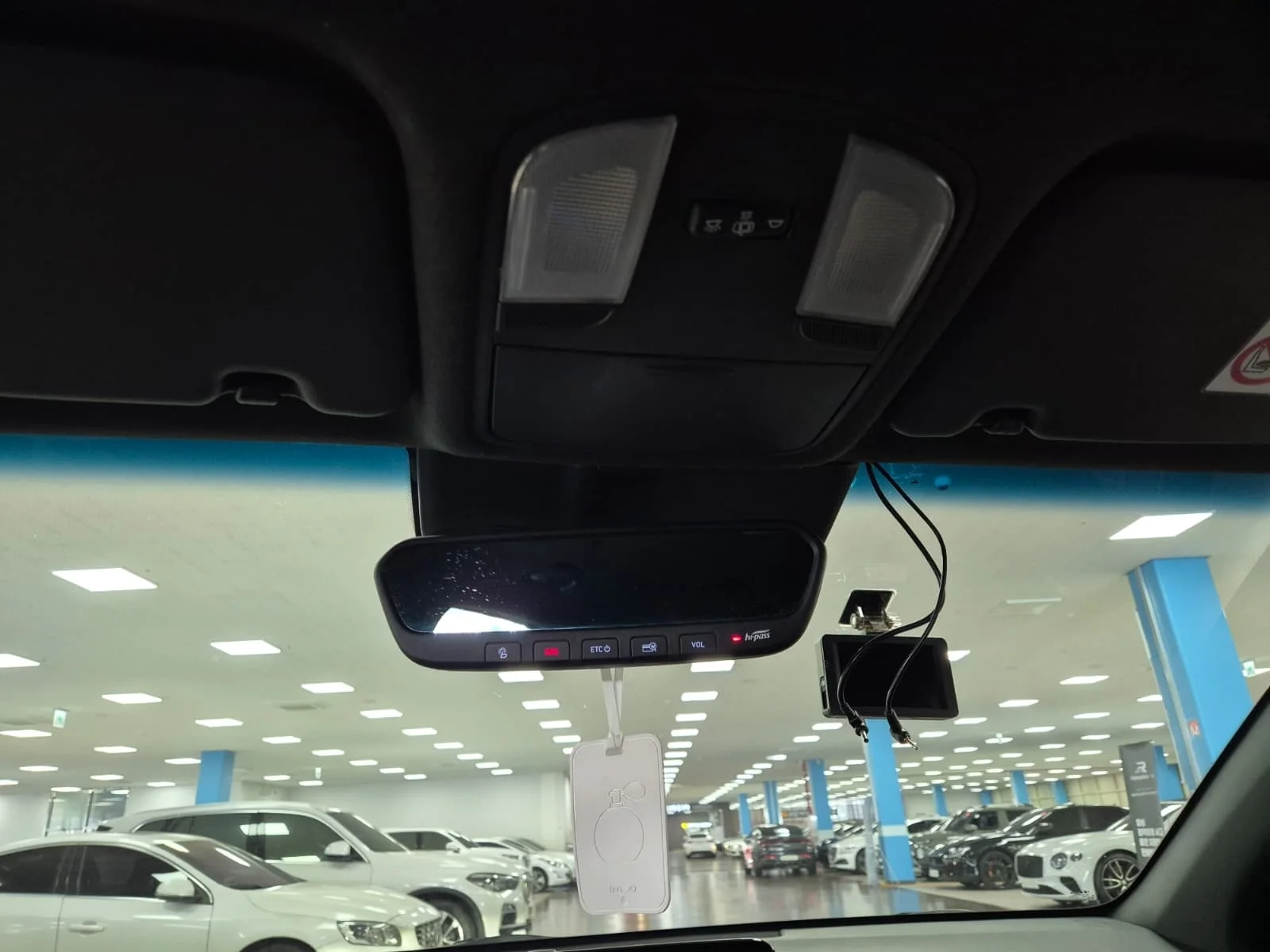 Hyundai Kona 2023 - миниатюра 14