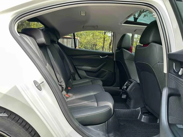 Skoda Octavia 2022 - миниатюра 16