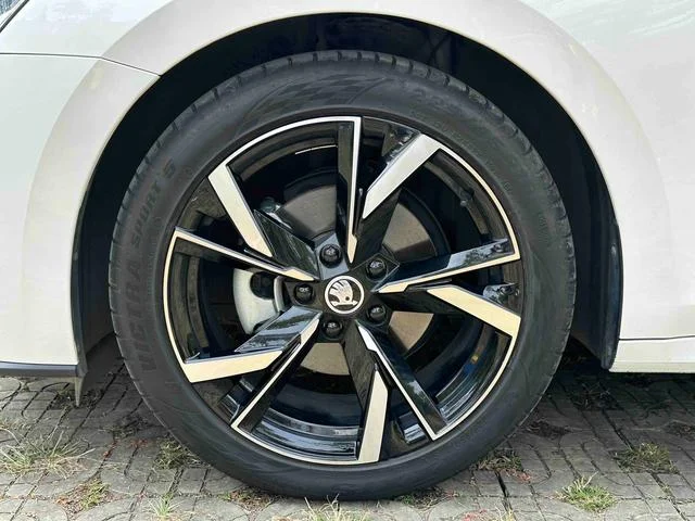 Skoda Octavia 2022 - миниатюра 20
